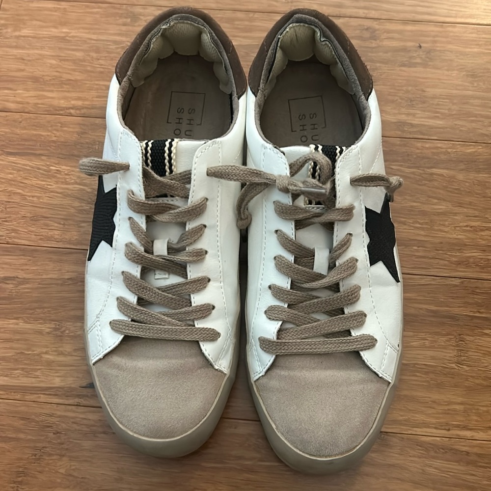 ShuShop Pamela Sneaker size 7